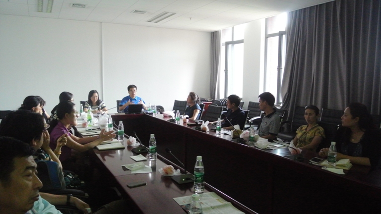 779cn太阳集团院举行英语双学位双专业和大学英语教学教务联系会议2